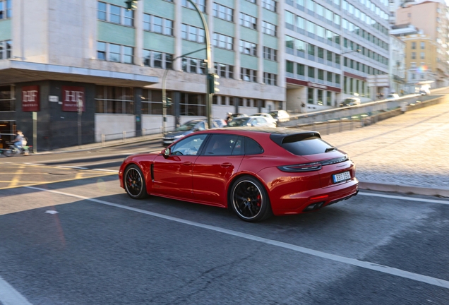 Porsche 971 Panamera GTS Sport Turismo