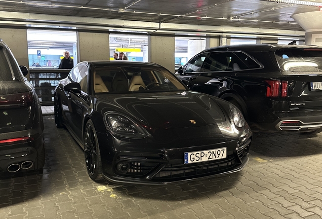 Porsche 971 Panamera Turbo