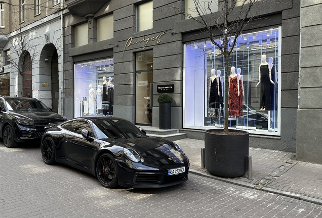 Porsche 992 Carrera 4S