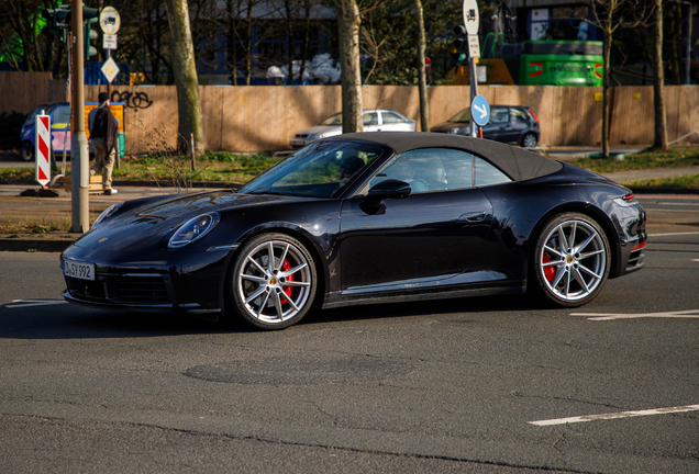 Porsche 992 Carrera S Cabriolet