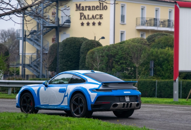 Porsche 992 Dakar