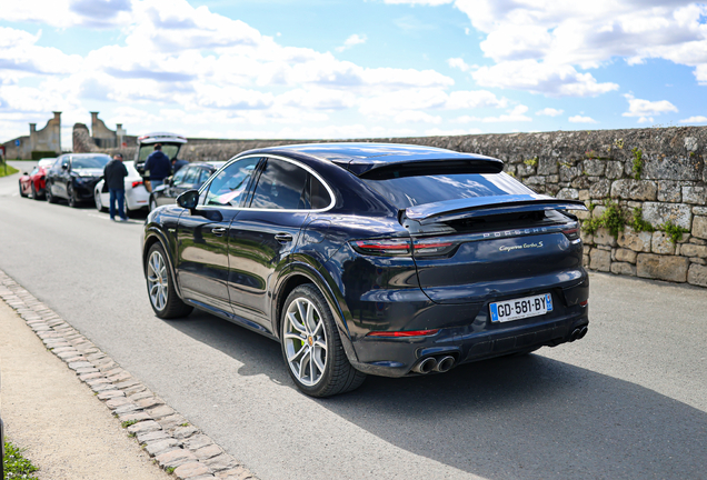 Porsche Cayenne Coupé Turbo S E-Hybrid