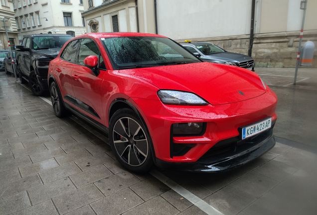 Porsche Macan EV Turbo