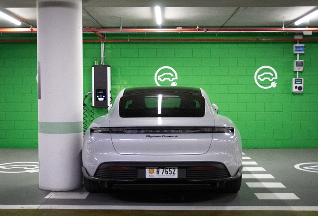 Porsche Taycan Turbo S MkI