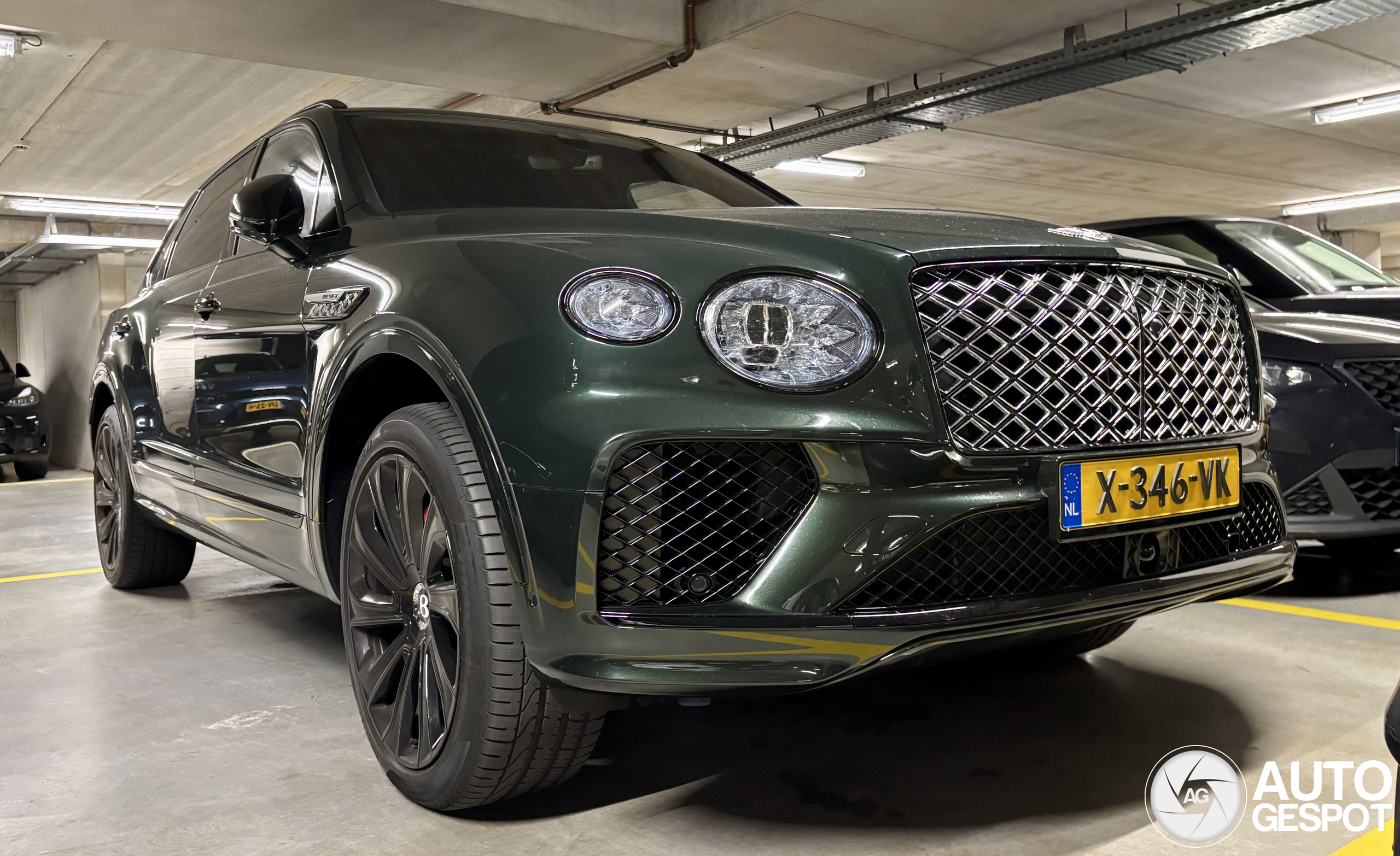 Bentley Bentayga EWB Mulliner