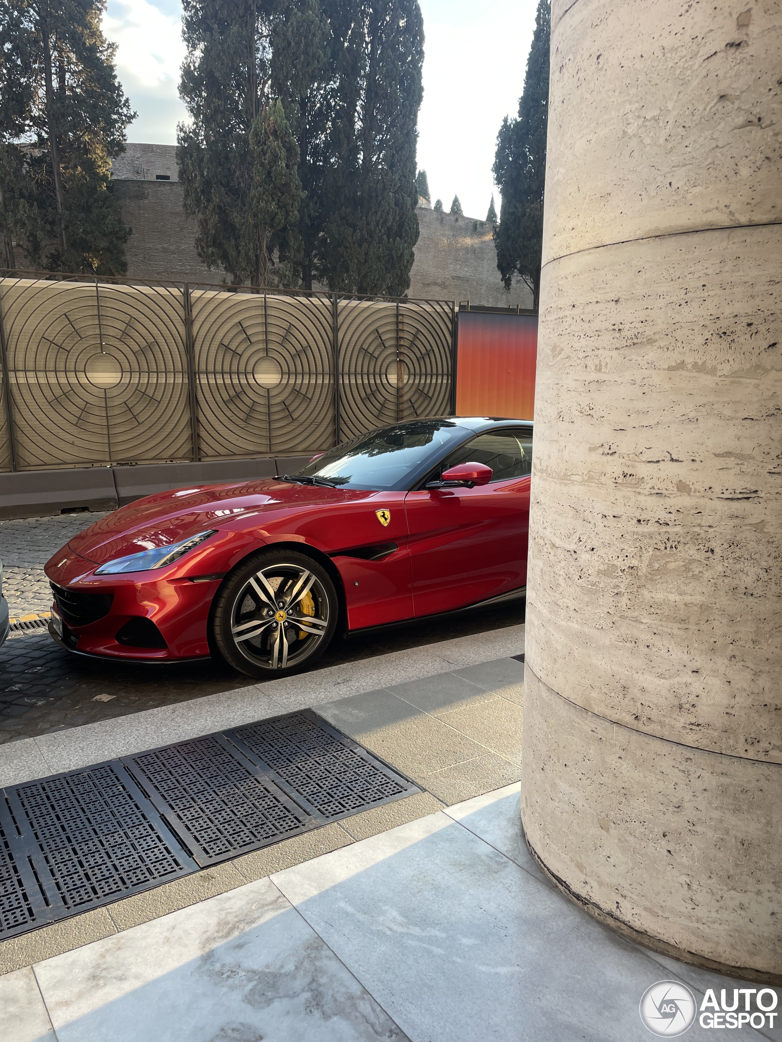 Ferrari Portofino M