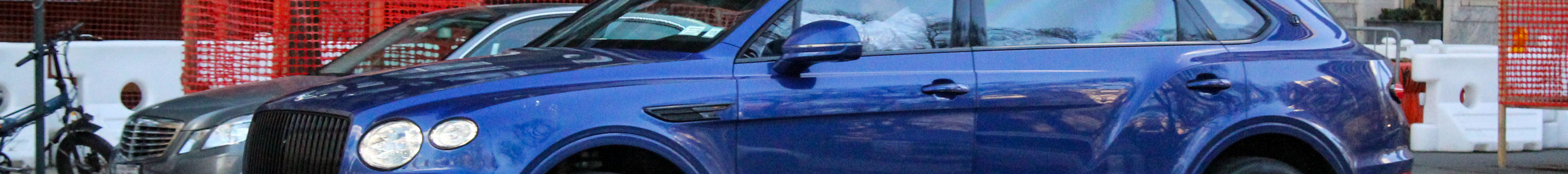 Bentley Bentayga Azure EWB 2024