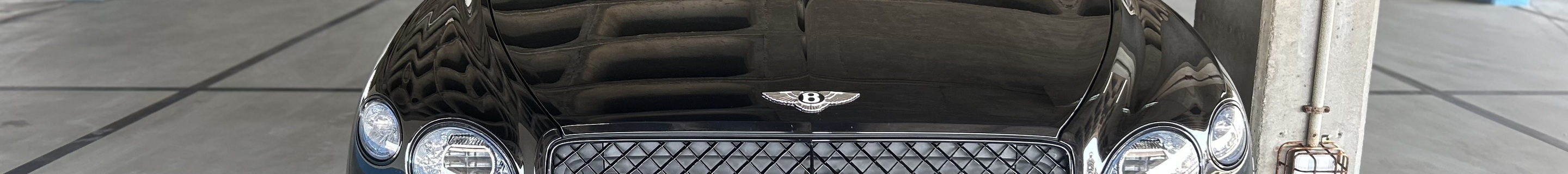 Bentley Bentayga V8 S 2024