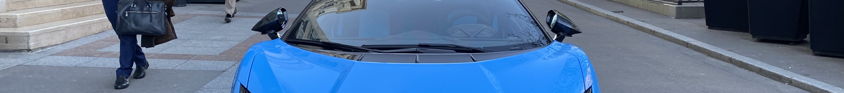 Lamborghini Revuelto