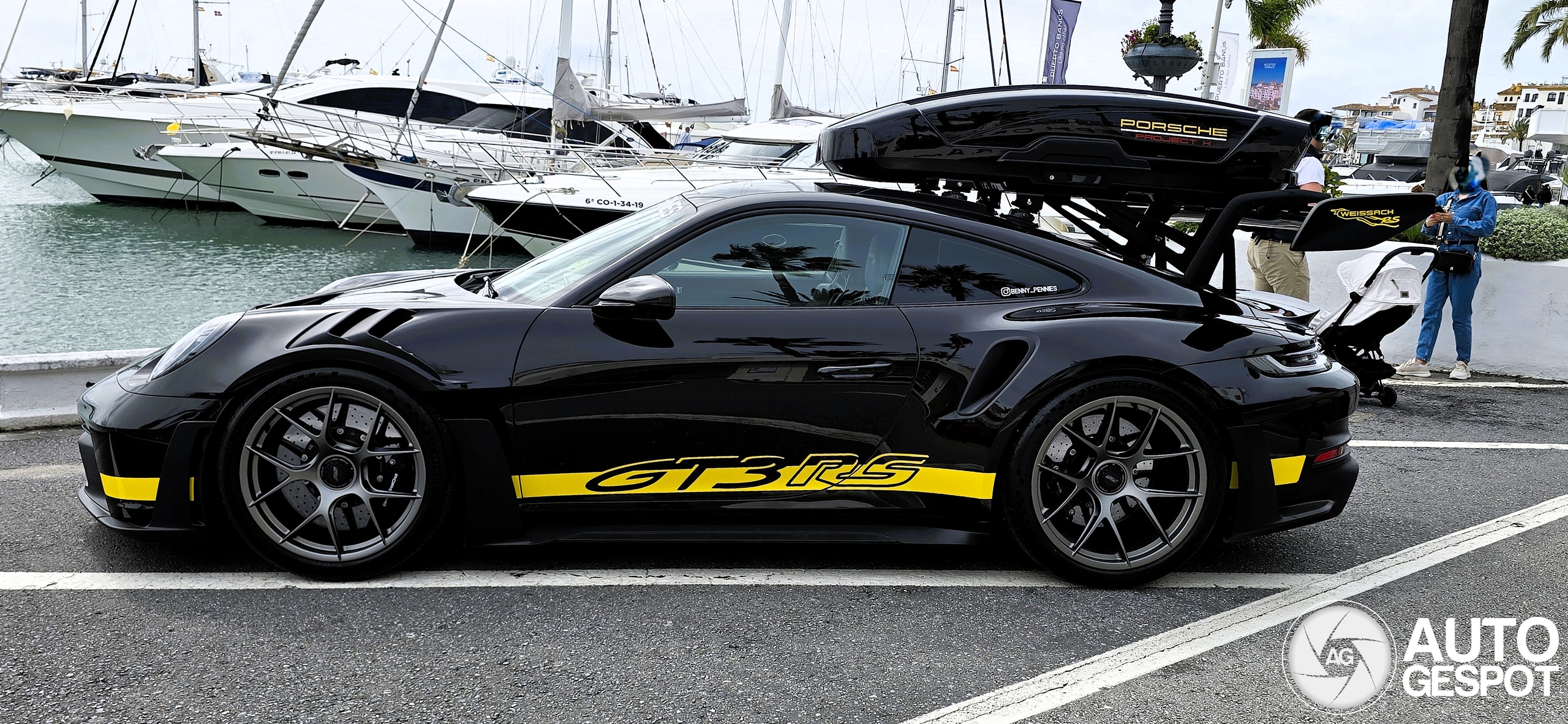 Porsche 992 GT3 RS Weissach Package