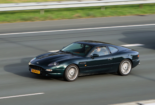Aston Martin DB7