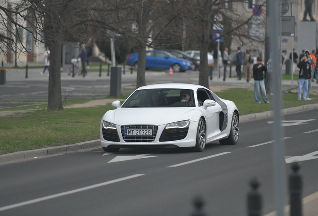 Audi R8 V10