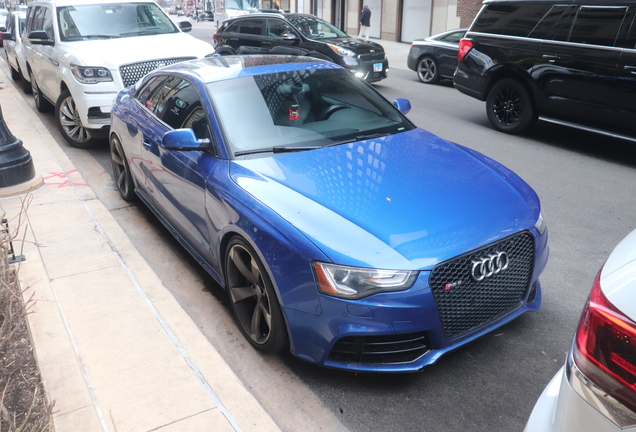 Audi RS5 B8 2012