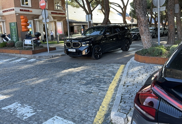 BMW XM G09