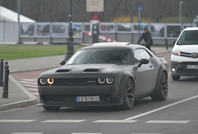 Dodge Challenger SRT Hellcat Widebody