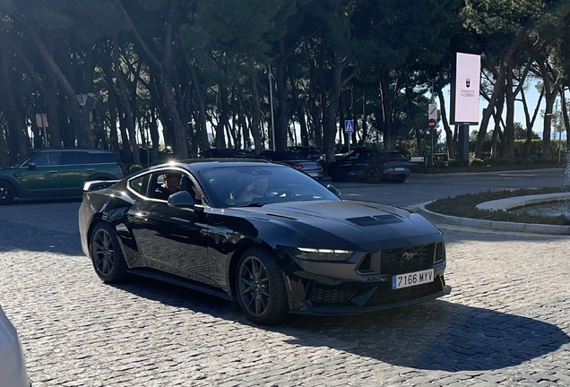 Ford Mustang Dark Horse 2024