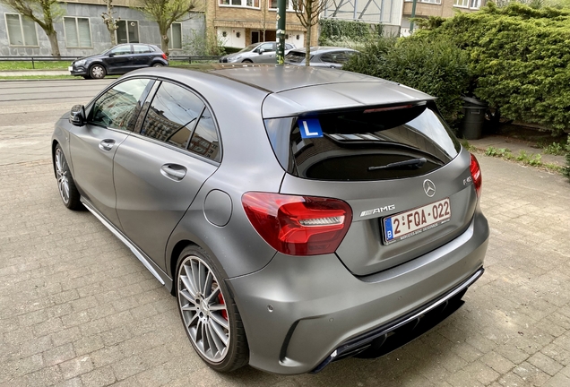 Mercedes-AMG A 45 W176 2015