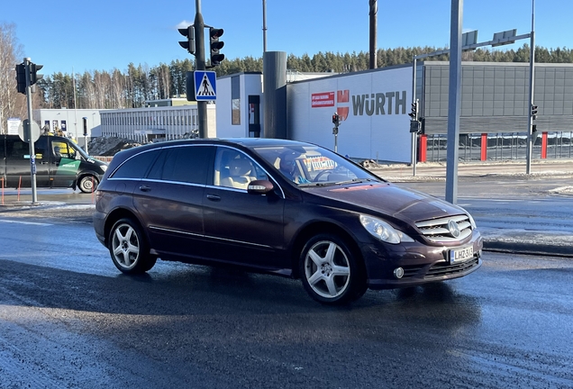 Mercedes-Benz R 63 AMG