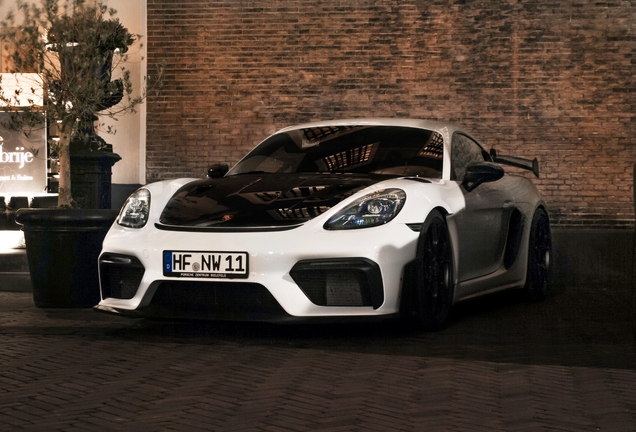 Porsche 718 Cayman GT4 RS Weissach Package