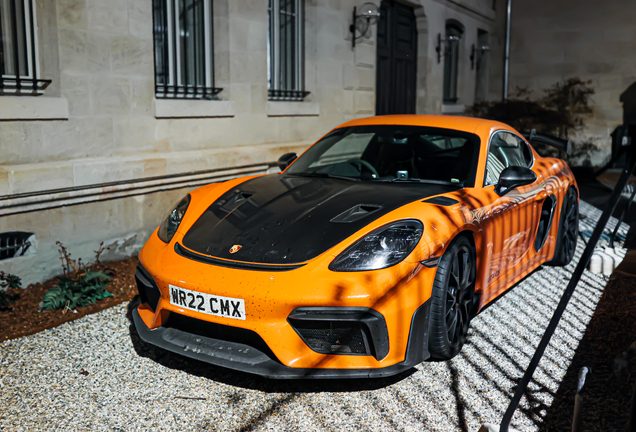 Porsche 718 Cayman GT4 RS Weissach Package
