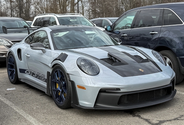 Porsche 992 GT3 RS Weissach Package