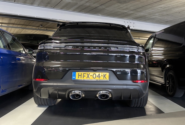 Porsche Cayenne Coupé Turbo E-Hybrid