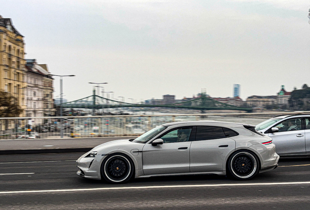 Porsche Taycan GTS Sport Turismo