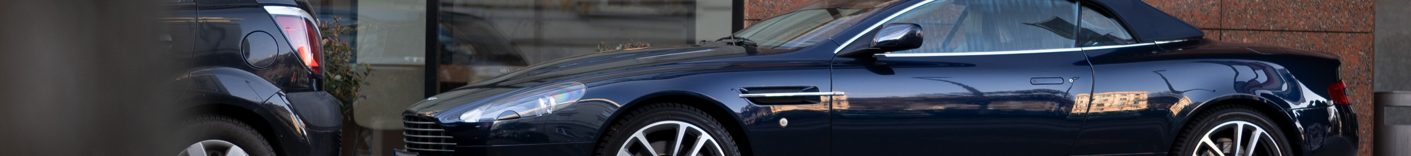 Aston Martin DB9 Volante