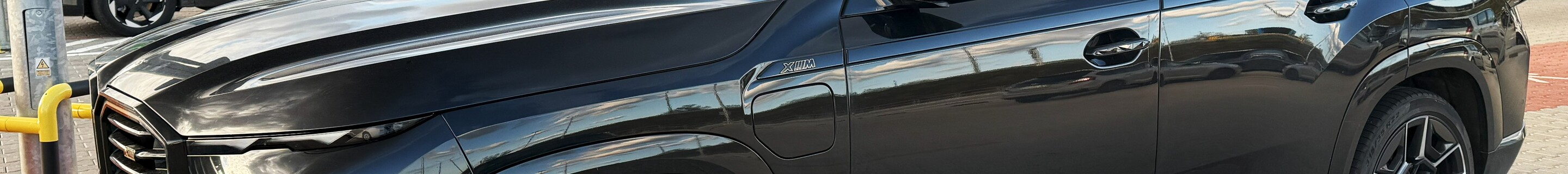BMW XM G09