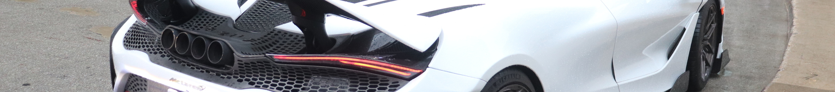 McLaren 765LT