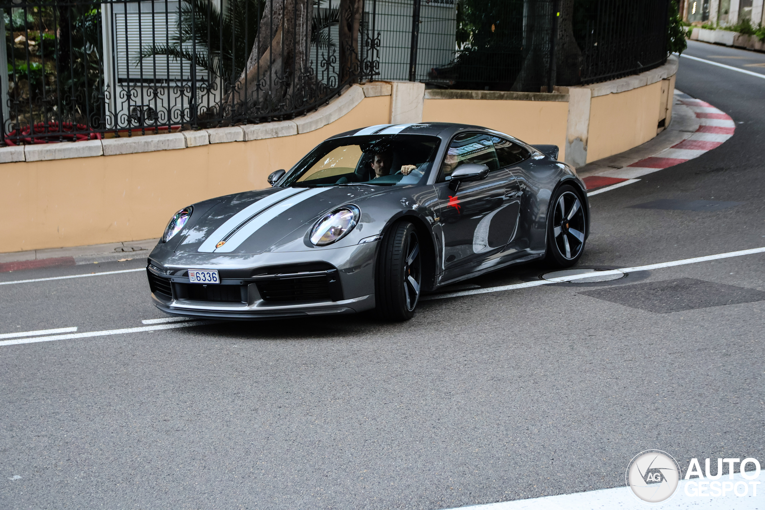 Porsche 992 Sport Classic
