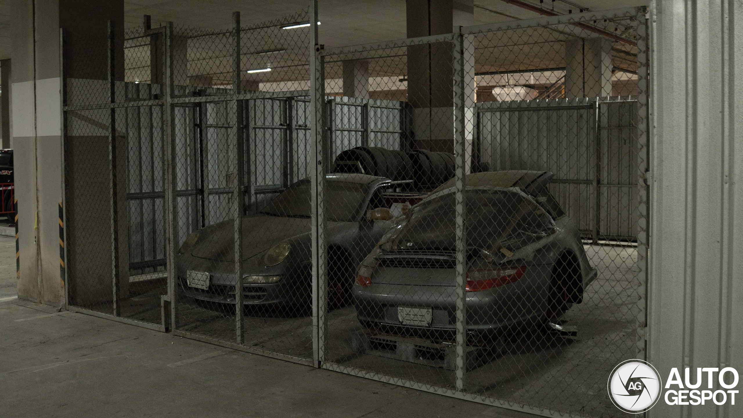Deze Porsche lijkt meer op een legpuzzel dan een auto