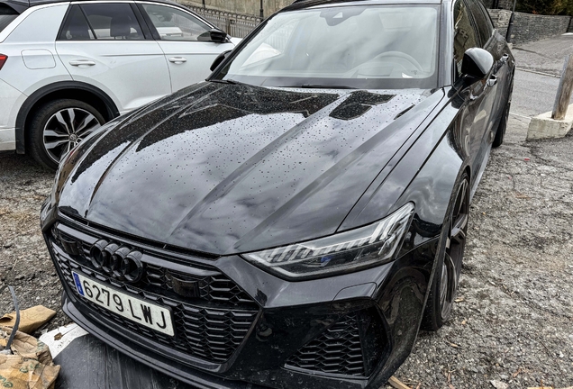 Audi RS6 Avant C8