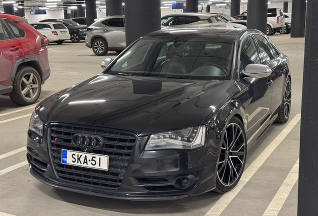 Audi S8 D4