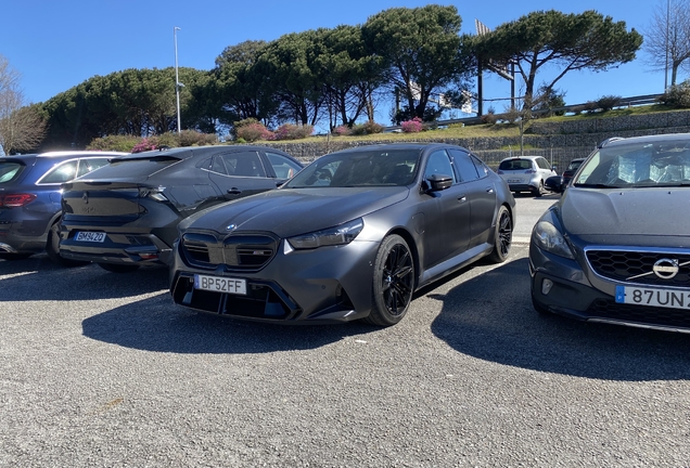 BMW M5 G90