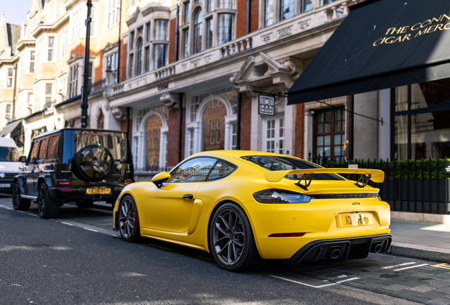 Porsche 718 Cayman GT4