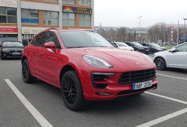Porsche 95B Macan GTS