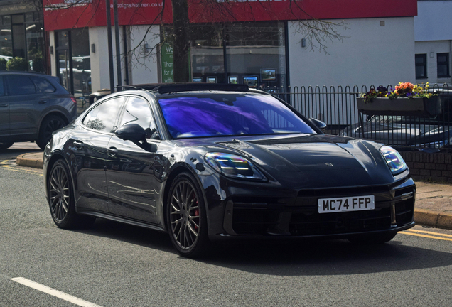 Porsche 972 Panamera Turbo E-Hybrid