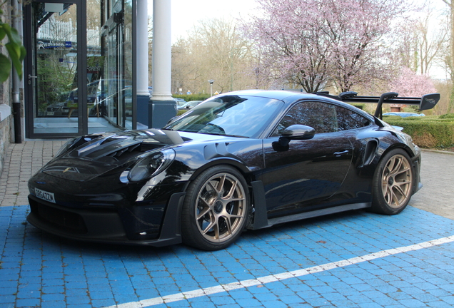 Porsche 992 GT3 RS Weissach Package