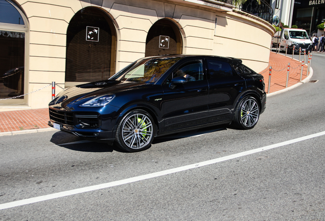 Porsche Cayenne Coupé Turbo S E-Hybrid