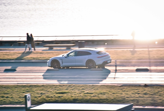 Porsche Taycan GTS Sport Turismo