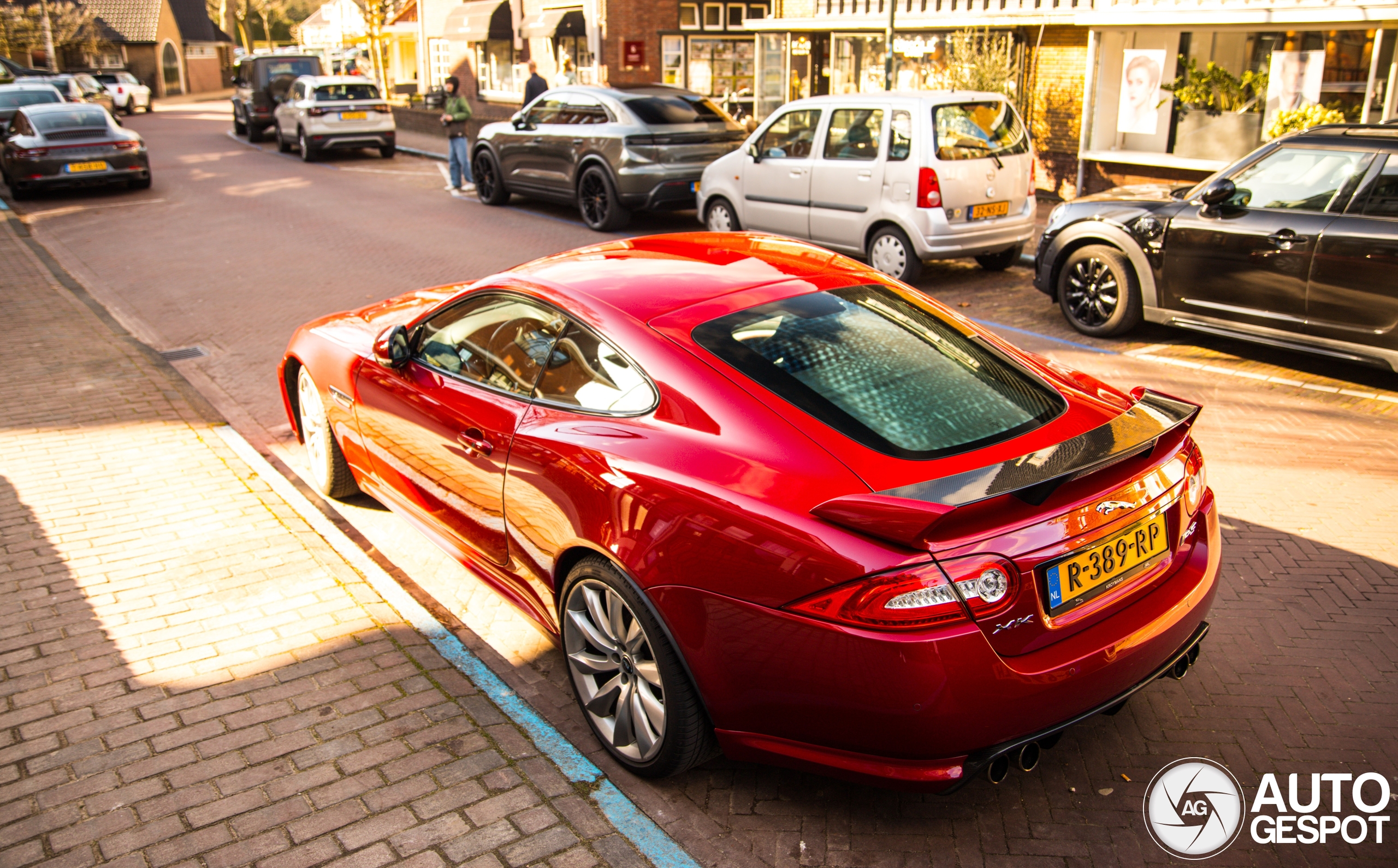 Jaguar XKR-S 2012