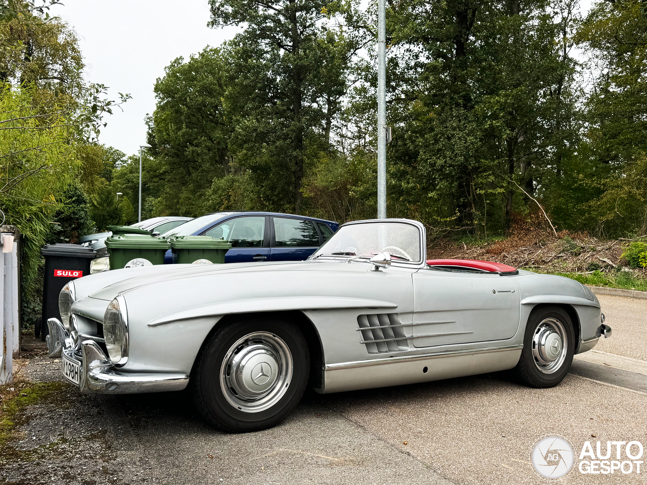 Mercedes-Benz 300SL Roadster