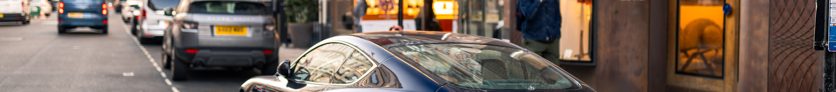 Aston Martin DB9