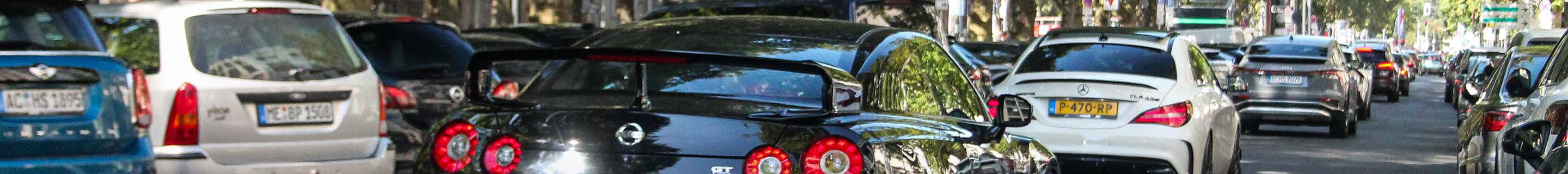 Nissan GT-R