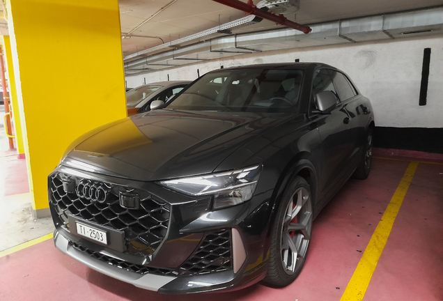 Audi RS Q8 2024