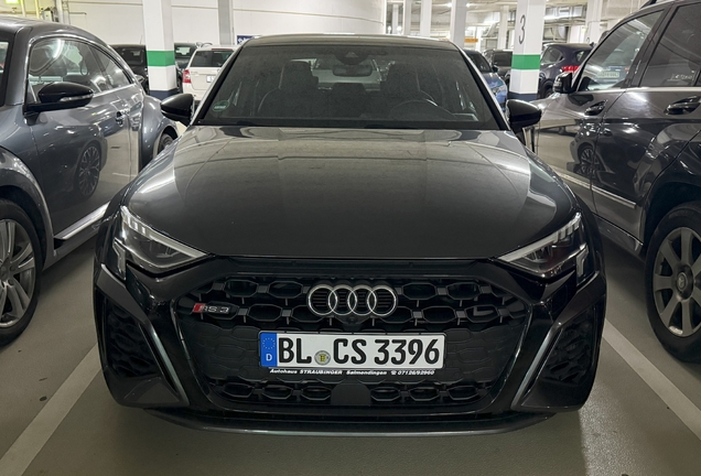 Audi RS3 Sedan 8Y