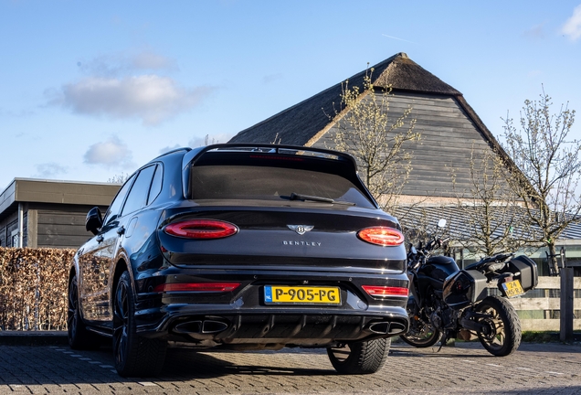 Bentley Bentayga Hybrid 2021
