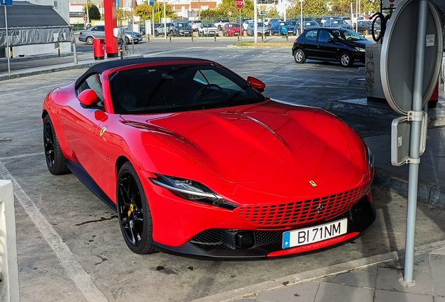 Ferrari Roma Spider