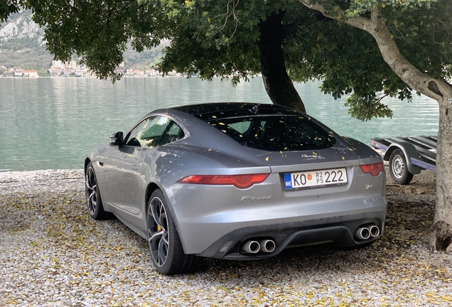 Jaguar F-TYPE R AWD Coupé